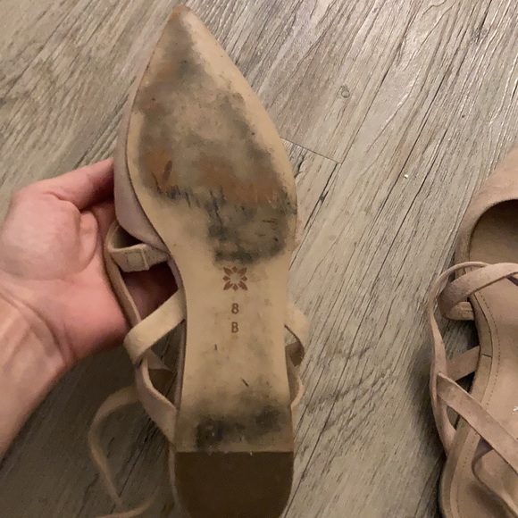 Flat - Picture 2 of 2